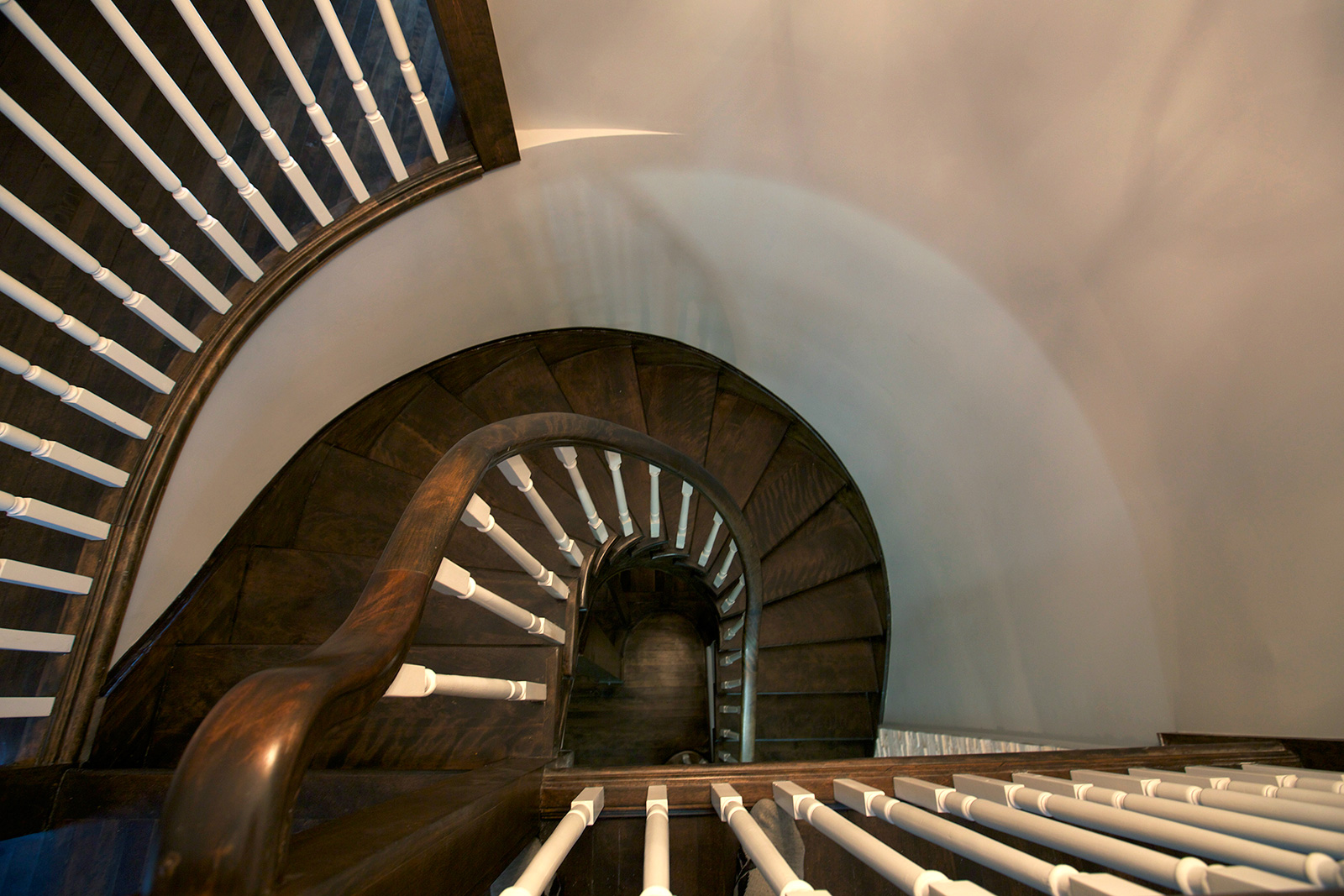Escalier restauré - Maison centenaire